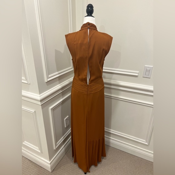 Self portrait dress. Midi to maxi length. Size 6 bnwt - Picture 2 of 5